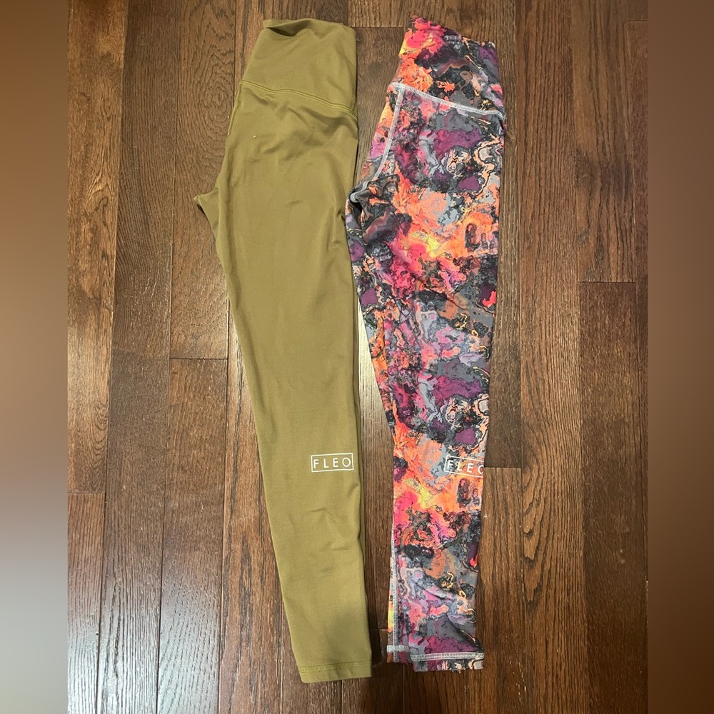 FLEO Olive Green Leggings Size Small